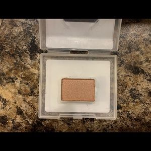 Mary Kay Rose Gold eye shadow